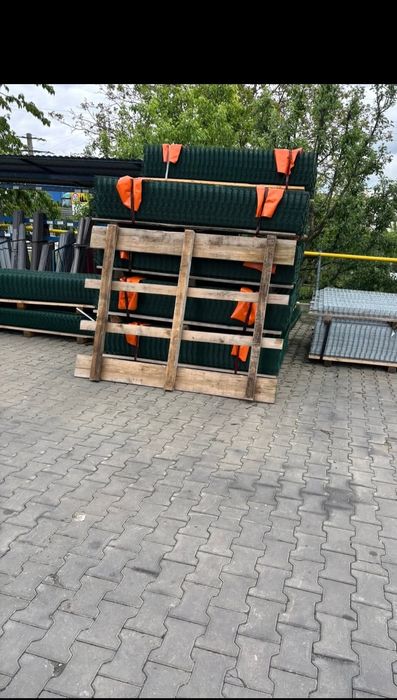 Plasa impletită gard