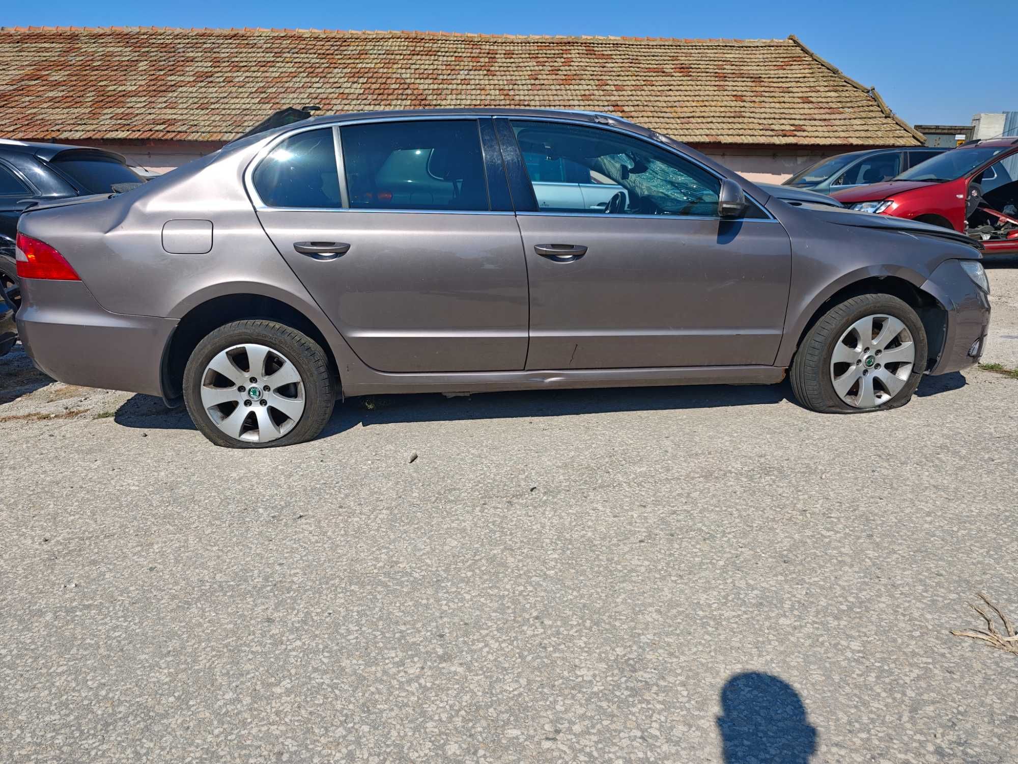 На части Skoda Superb 2.0 TSI автомат Шкода Суперб