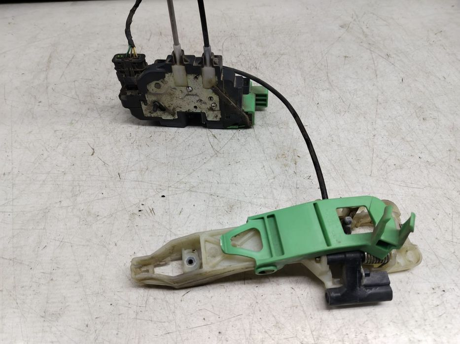 Broasca dreapta spate 814202l000 Hyundai i30 FD [2007 - 2010]