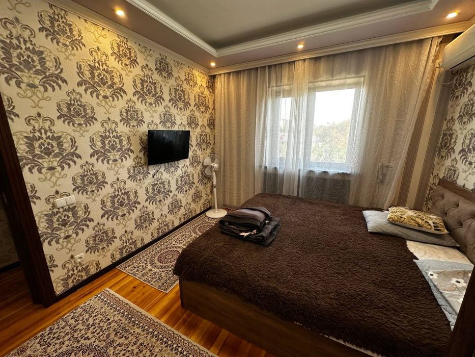 Аренда квартиры 3х ком Юнусабад 13-квартал кафе Анжир