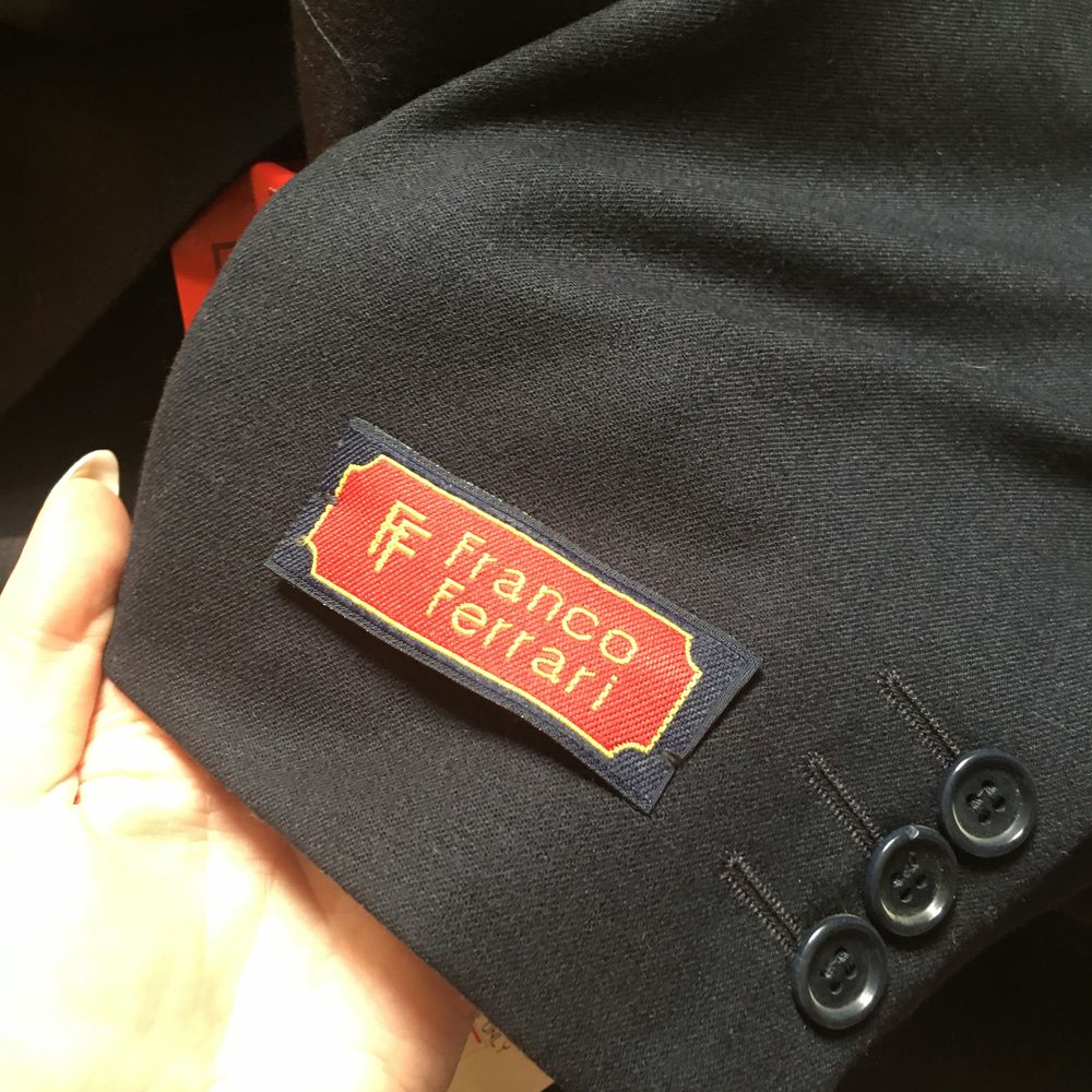 Продам мужские пиджаки Franco Ferrari 58р!  и брюки Yves Saint Laurent