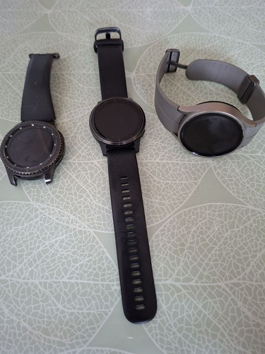 Set 3 ceasuri smart