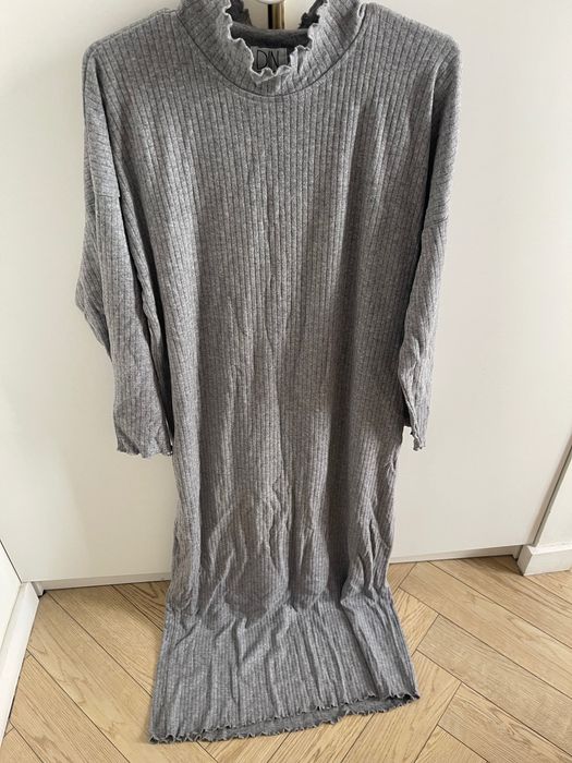 Теплая длинне платье