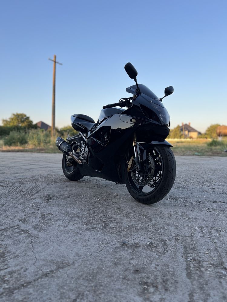 Suzuki gsxr 600 k4
