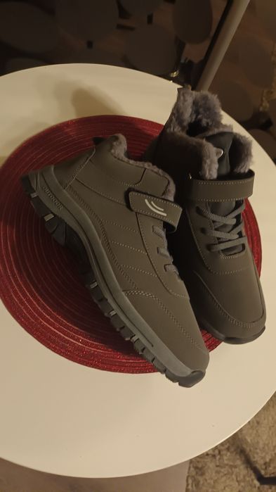 Vând ghete pt barbati