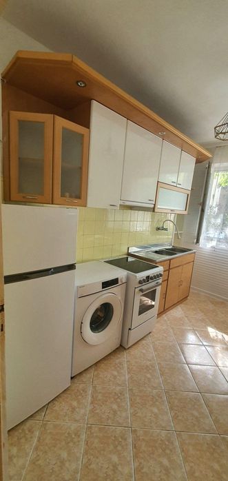 Дава се под наем Двустаен апартамент в София, Изток - 68 кв.м за 750 € - Снимка #3