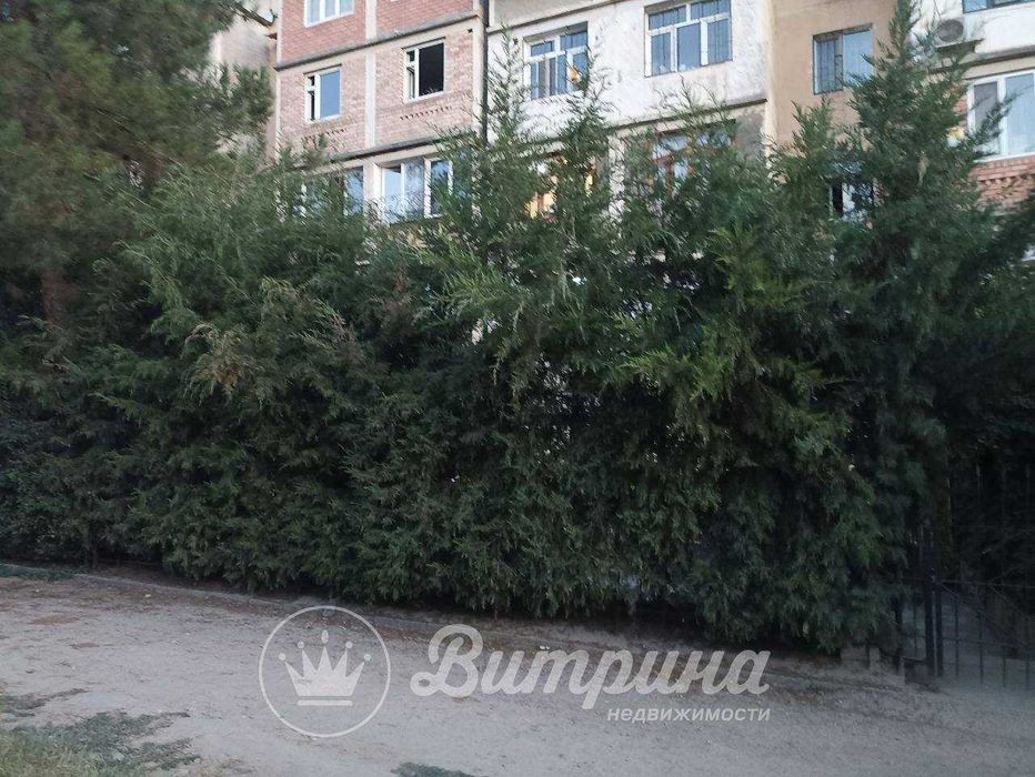 4-х комнатная квартира Юнусобад 19 квартал.