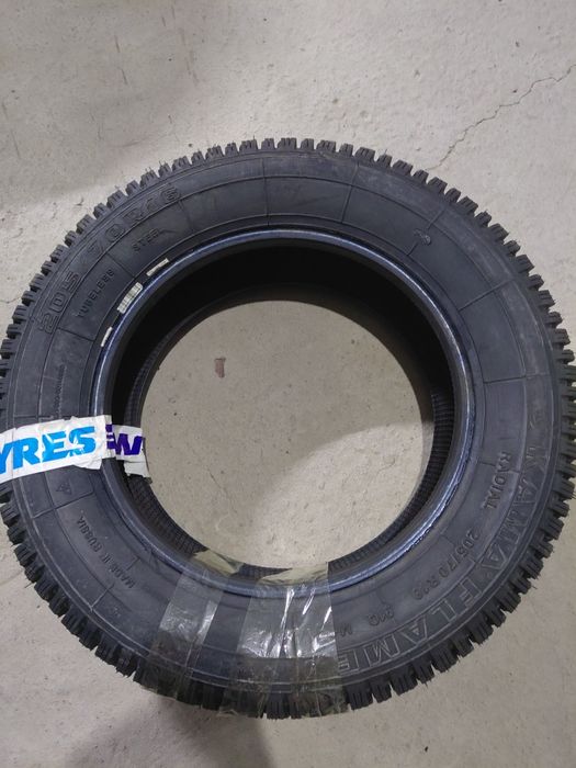 Продам Шины новые