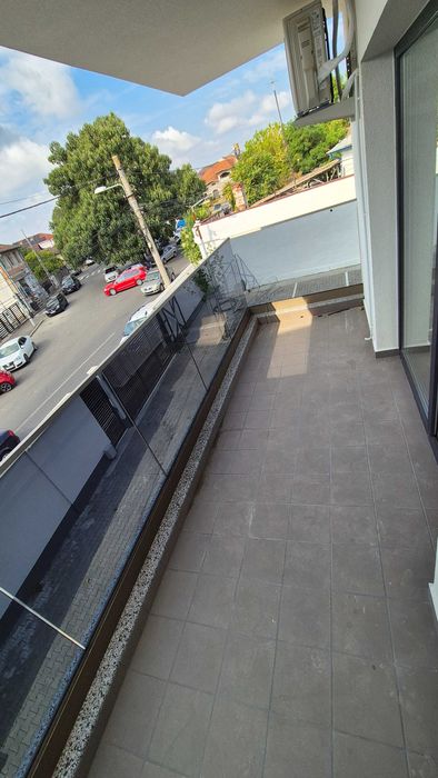 Proprietar închiriez ap 2 camere