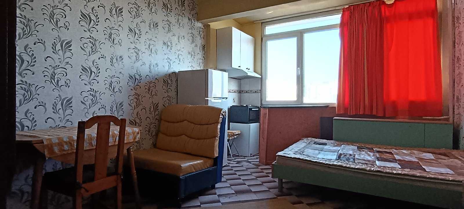 дава под наем боксониера