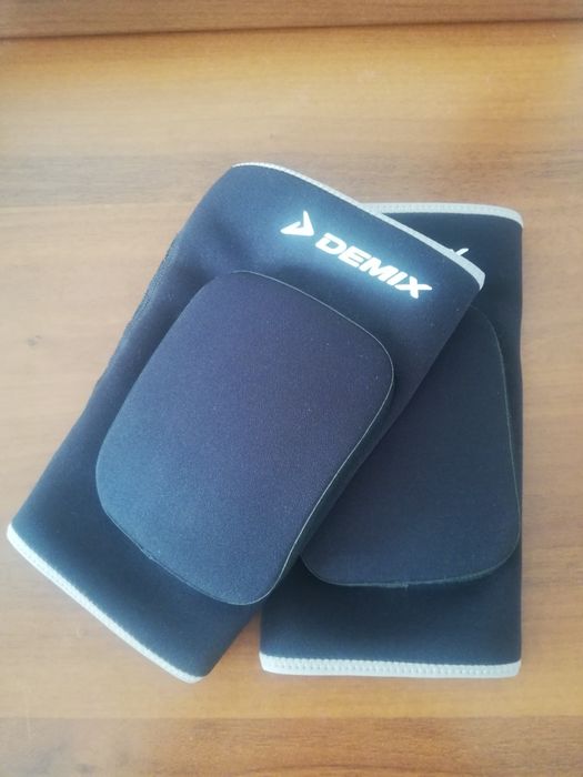 Наколенники для валейбола