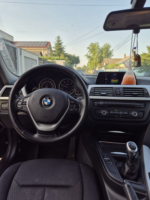 BMW F30 - impecabil