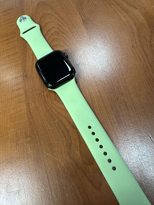 Apple Watch 7 41MM ICloud