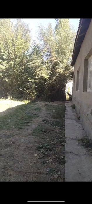 Продается земля и дом 20 соток