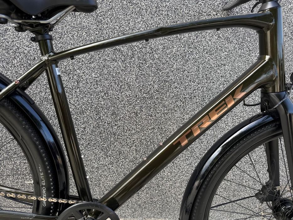 Trek Dual Sport 3 с Карбонова вилка, Shimano Deore 1x10 и Динамо - ТОП