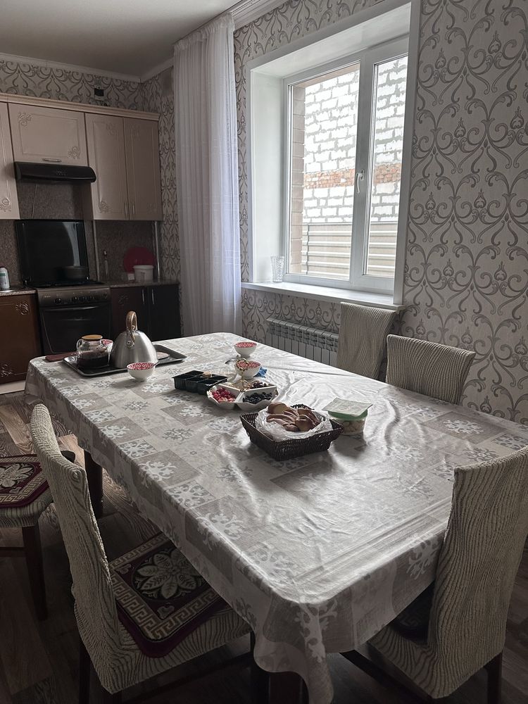 Стол 2 метра продам