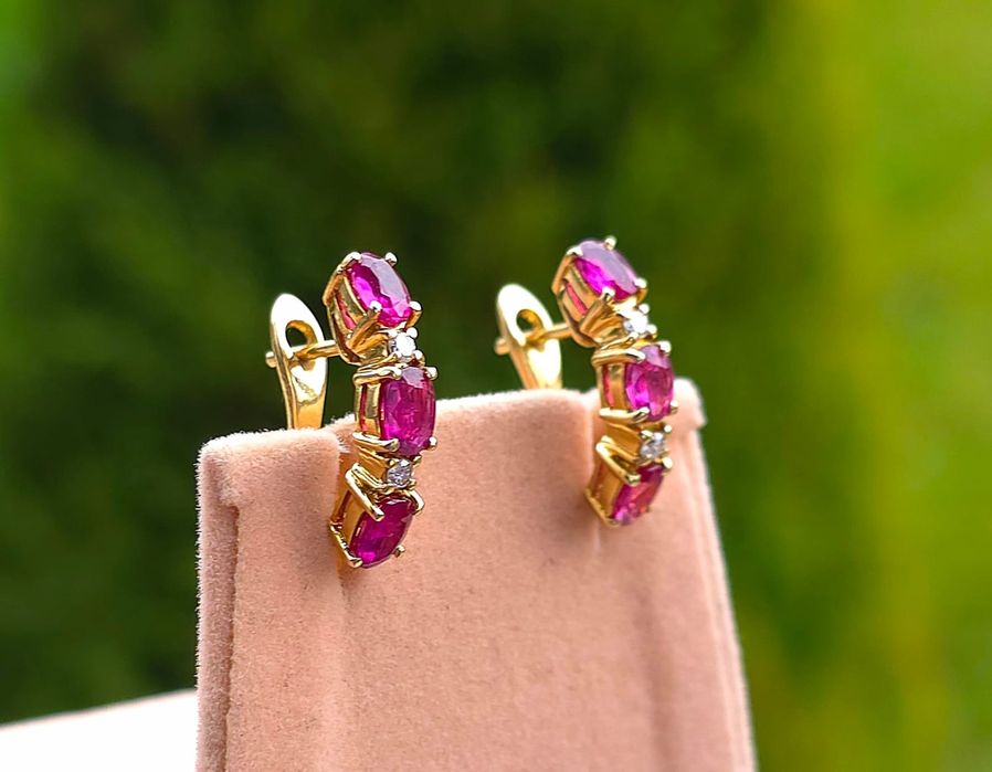 Cercei din aur de 18K cu rubine si diamante naturale