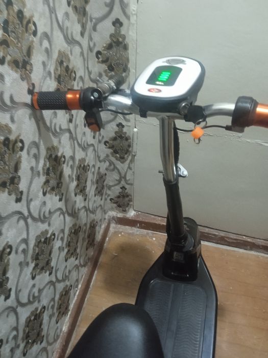 Продаю Самокат в хорошем состоянии