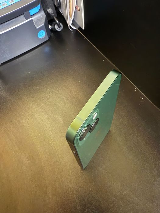 iPhone 13 Green 128GB - Батерия - 90% Запазен!