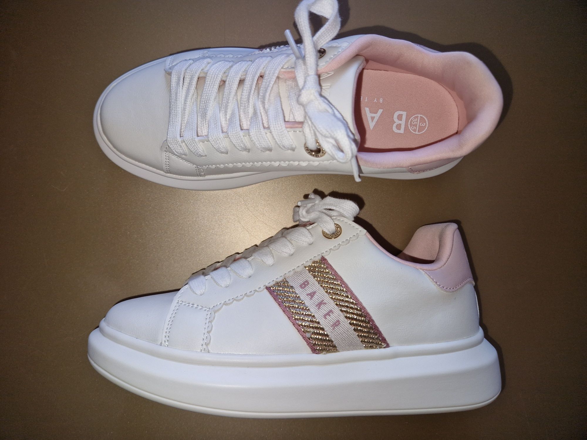 Rochita Ted Baker Next 158/ Adidasi