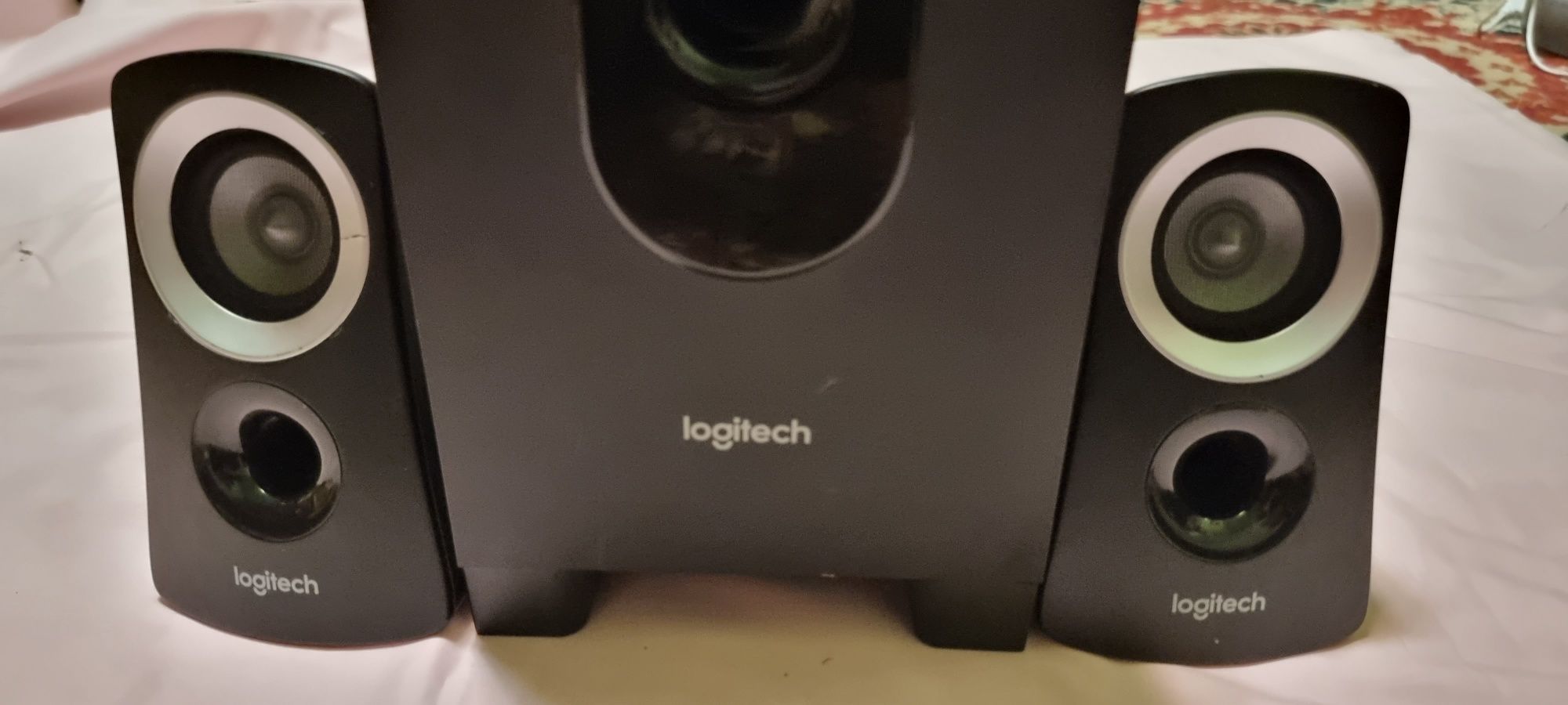 Sistem audio Logitech 2.1 Z313