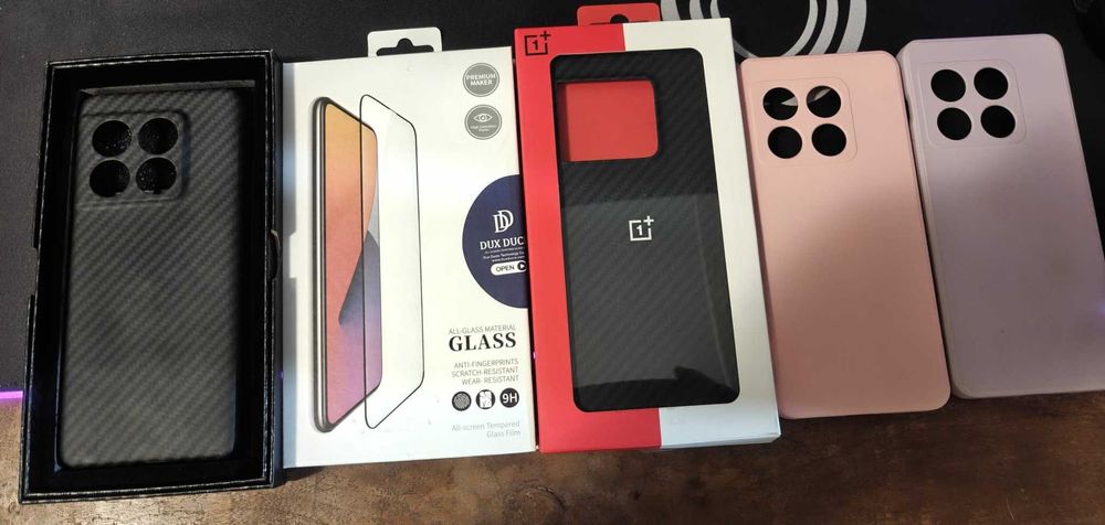 Vand Oneplus 10 Pro 12GB 256GB Volcanic Black Full Box Carbon Folie