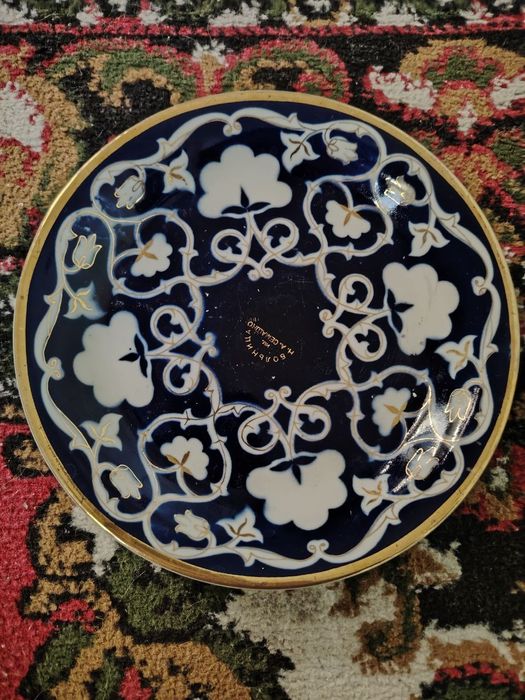 Олдинги идишлар арзонга