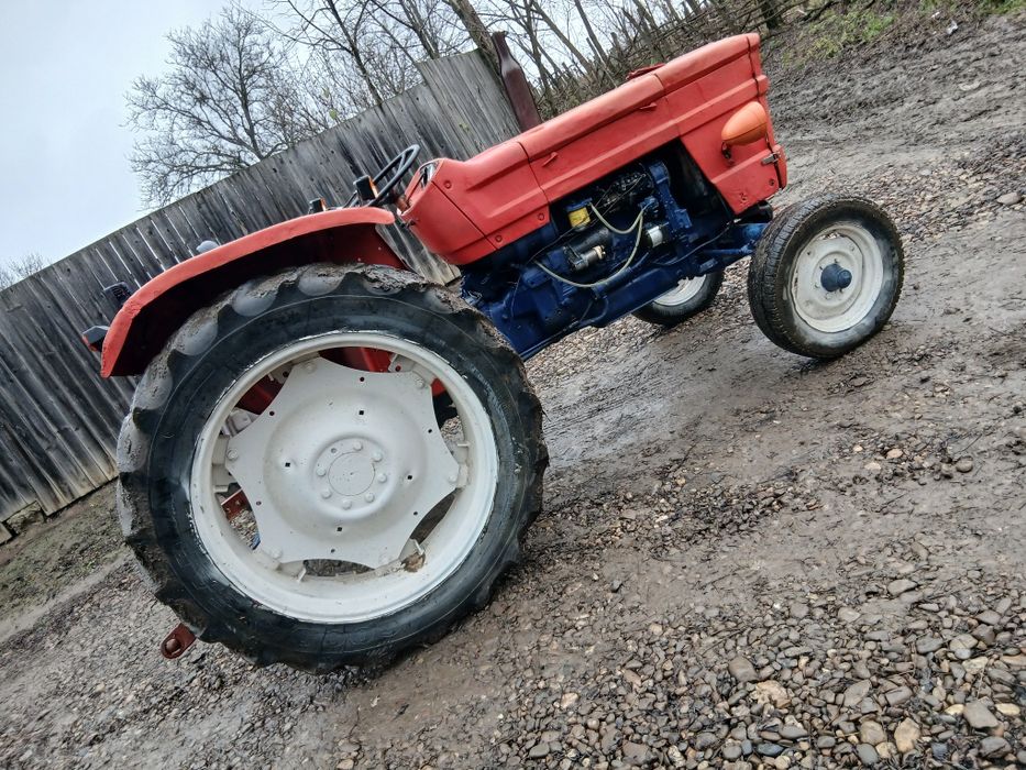 Tractor Fiat 640 pret 4450 euro