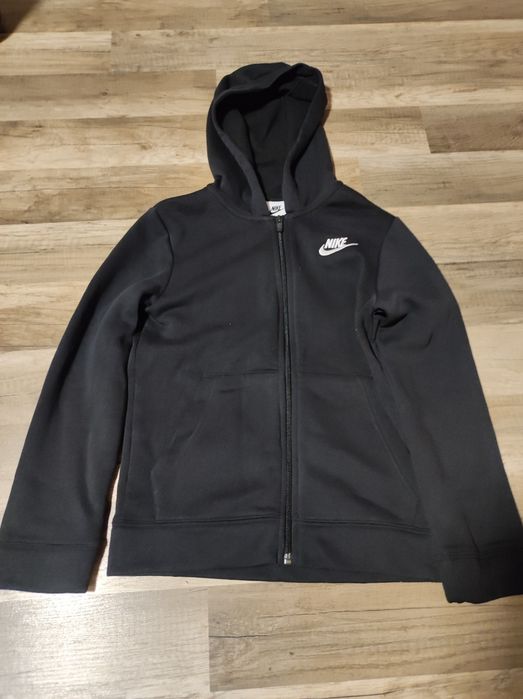 Vând trening nike + tricou nike