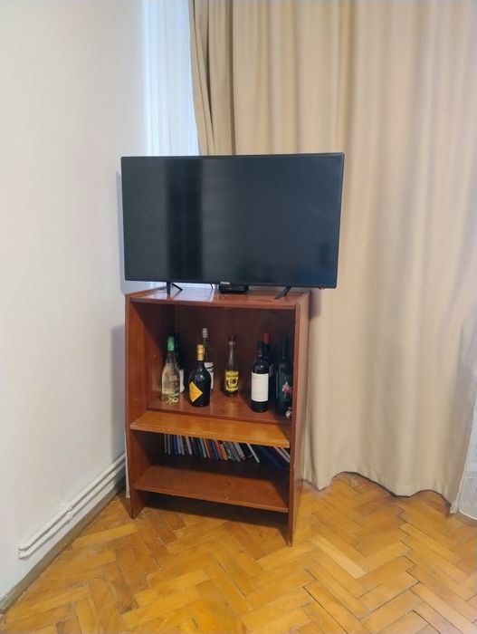 Donez mobilier vechi din Timisoara, ne ofer transport