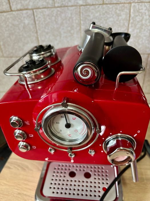 Espressor manual Myria MY4052, 1.25l, 1100W, 15 bar -stare foarte bună