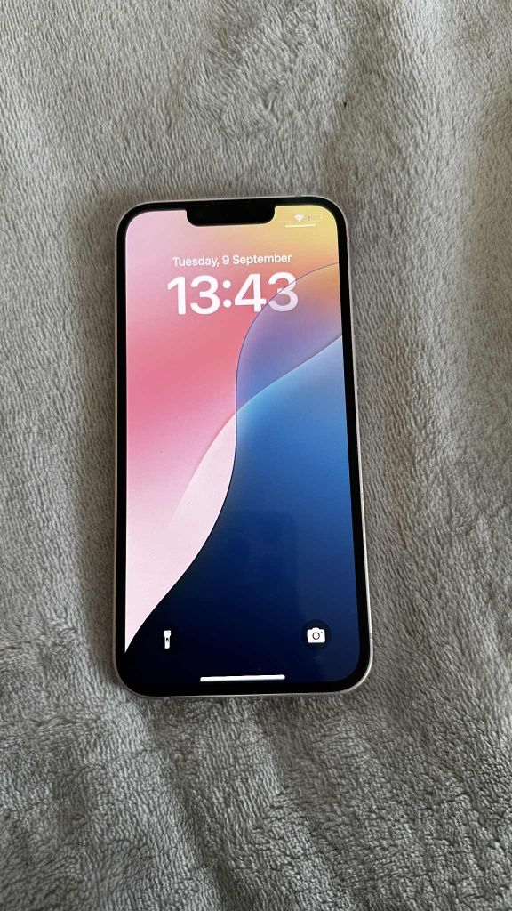 Iphone 13  без забележки
