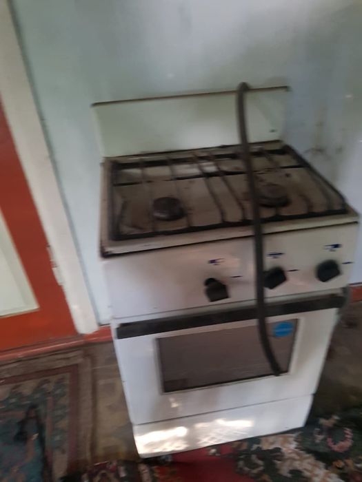 Газовая плита  продаётся