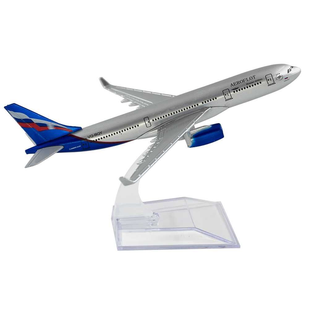 Macheta avion Aeroflot Airbus A330, metal, 16 cm