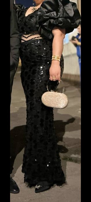 Rochie purtata cateva ore