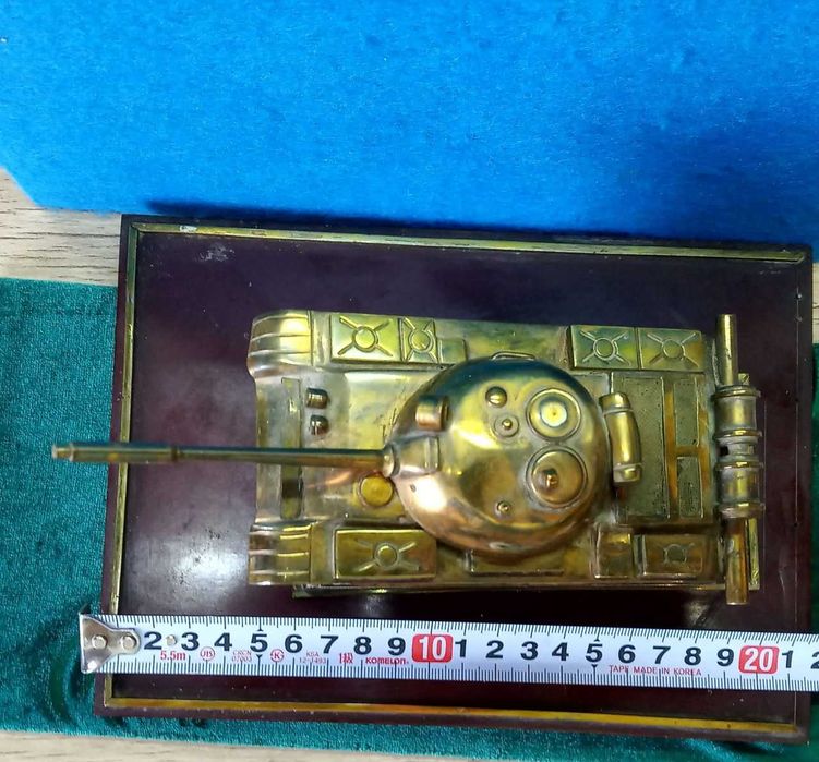 военная техника макет танка  СССР Т-55