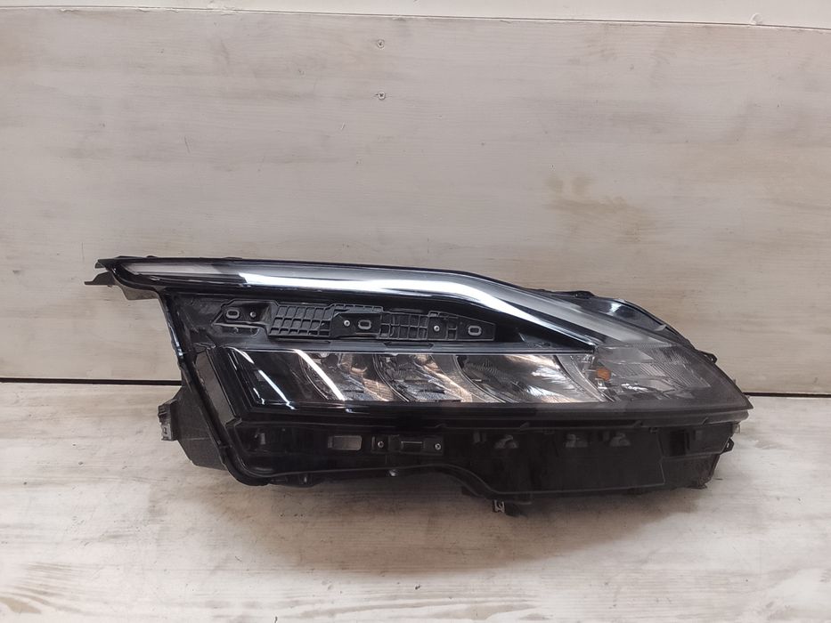 Far dreapta Nissan Qashqai an 2024