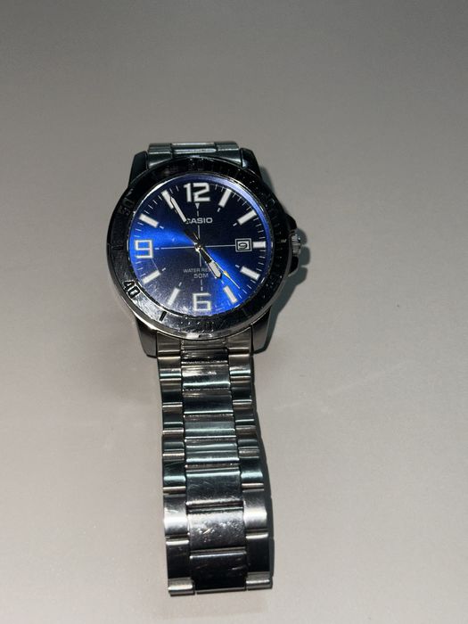 Продам часы casio