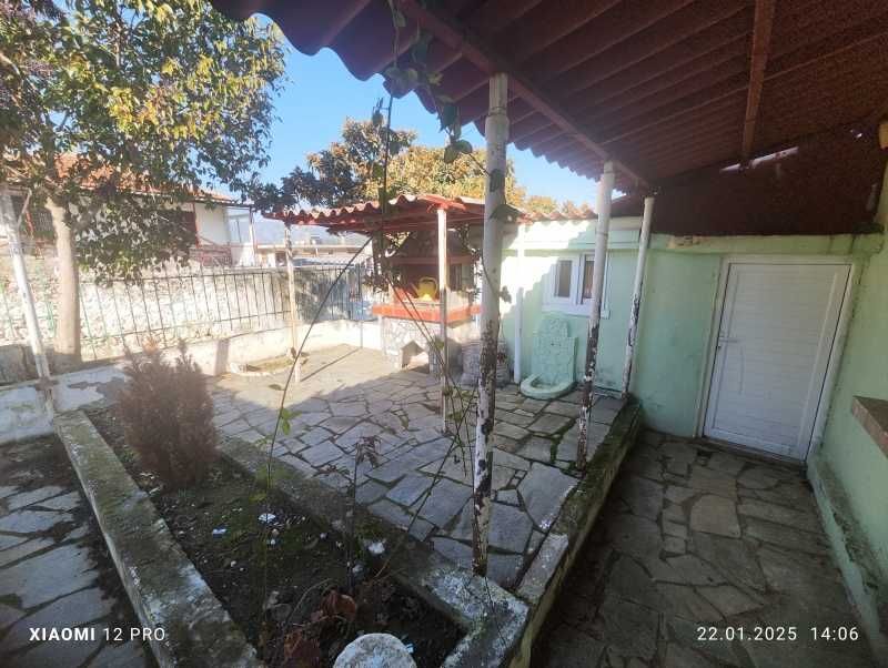 ПРОДАВА Самостоятелна къща в Каряни, Кавала