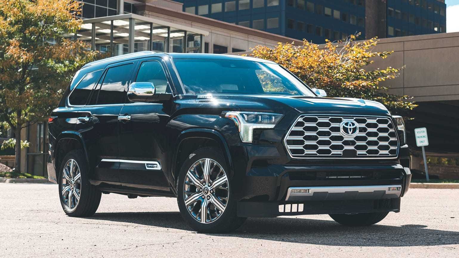 Toyota Sequoia Capstone 2025/25 год