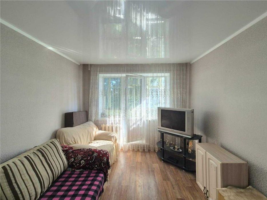 Продам 1 комн квартиру на 5 мкр по ул Абая,