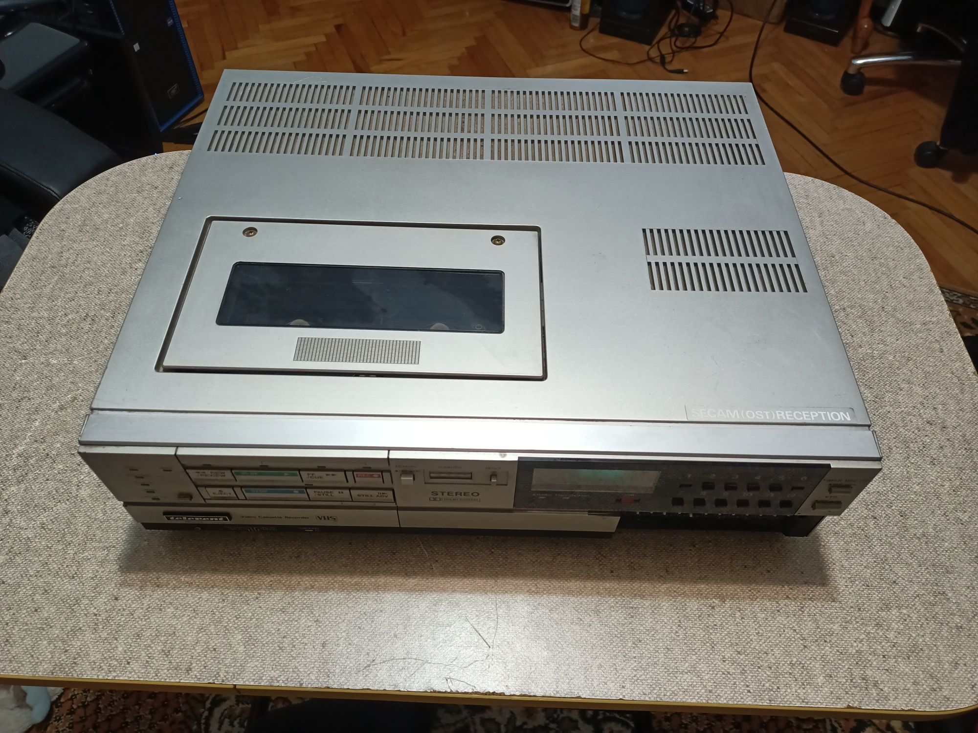 Video recorder VHS profesional Telerent N9002T by Matsushita Japan