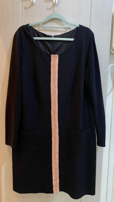 Трикотажное платье