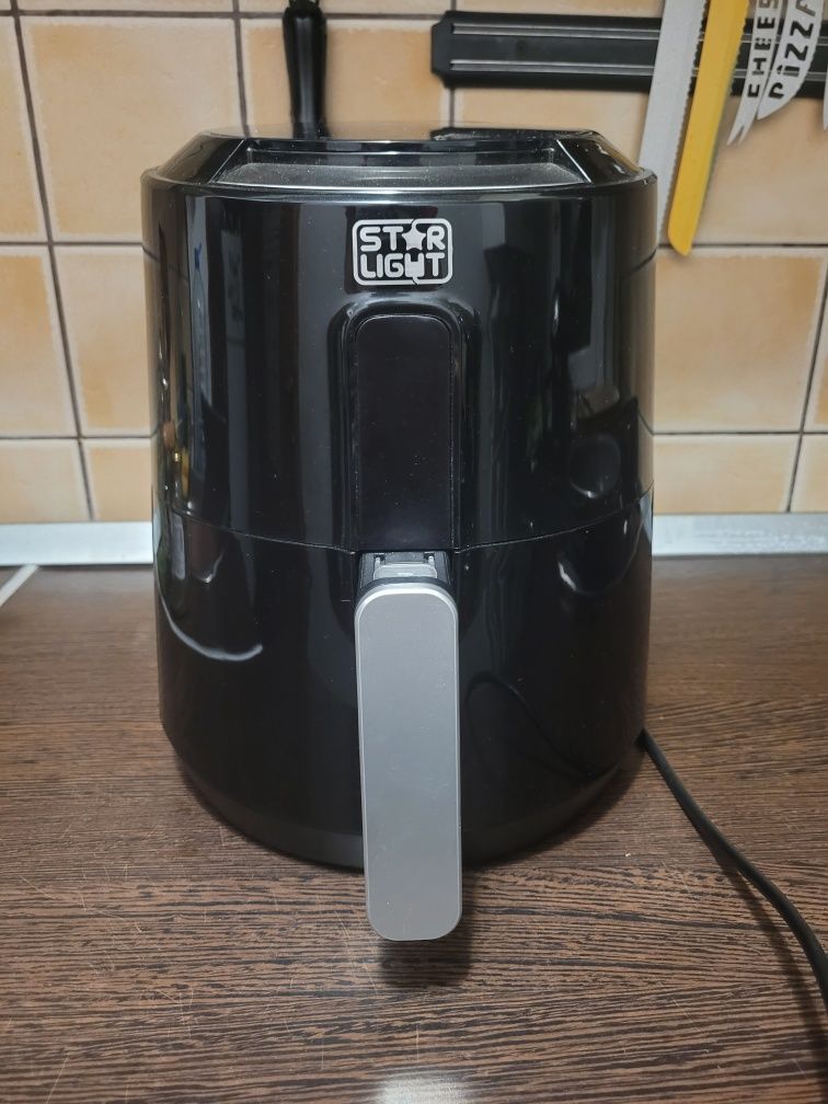 Friteuza (airfryer) fara ulei DAFB-2613BL