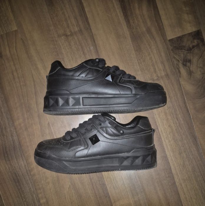 Valentino Garavani sneakers- marimea 45