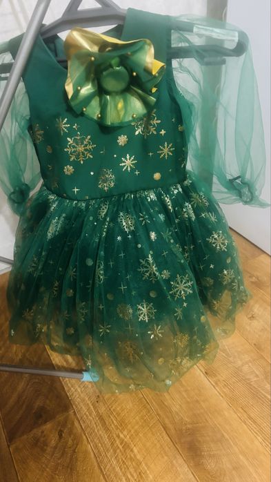 Продам платье на девочку