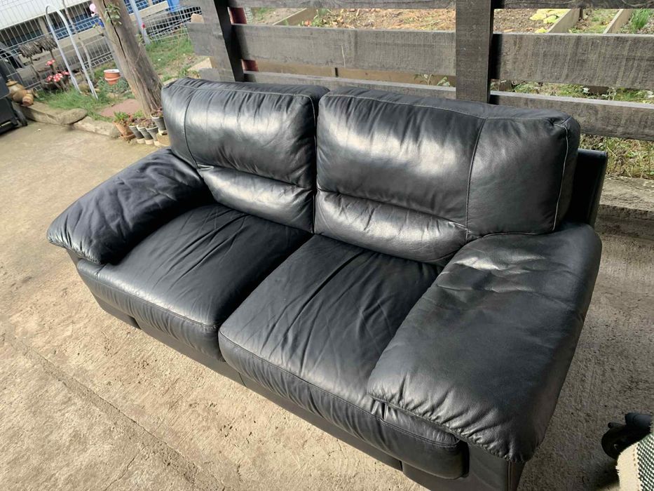 Canapea  de Piele de Vanzare