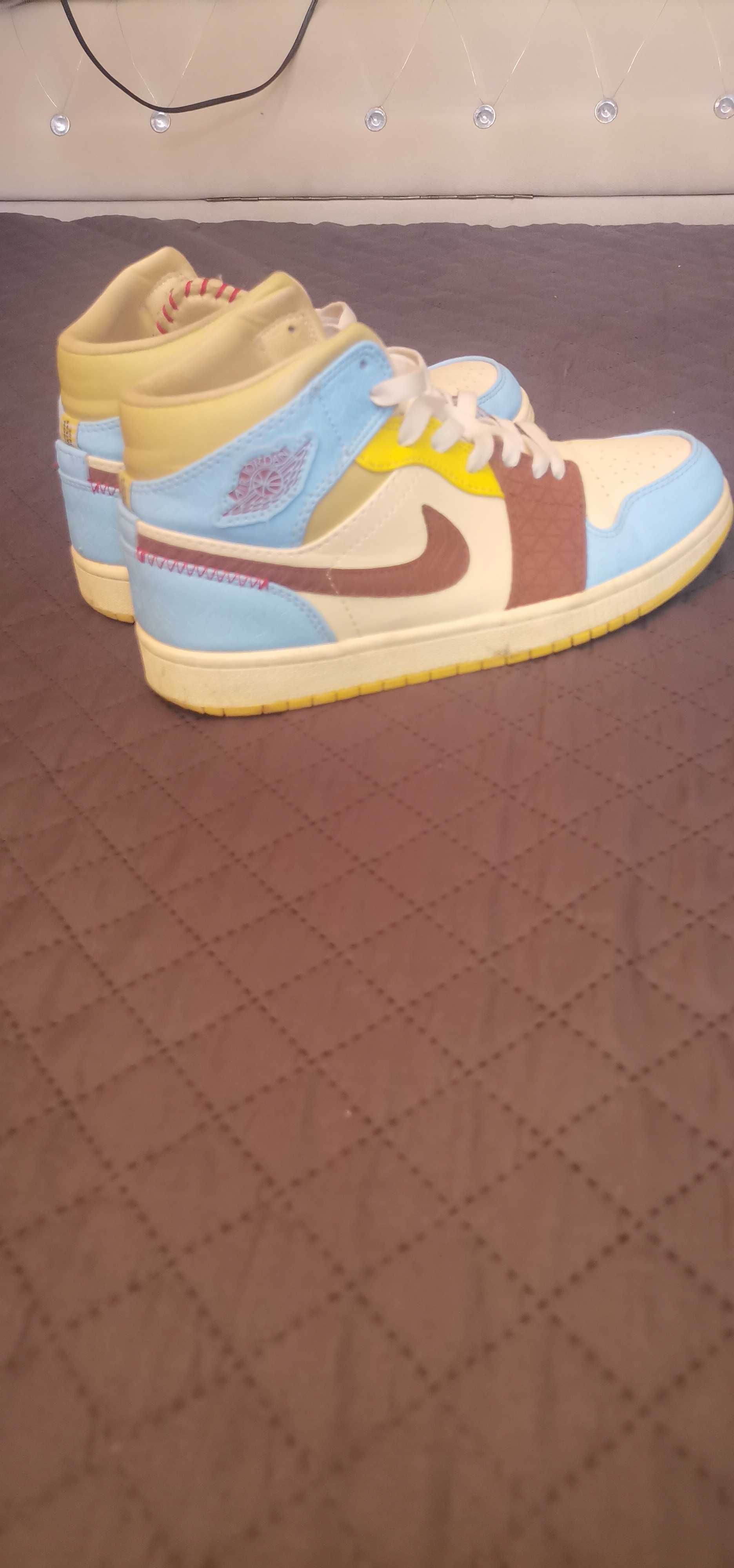 Air Jordan 1 Mid