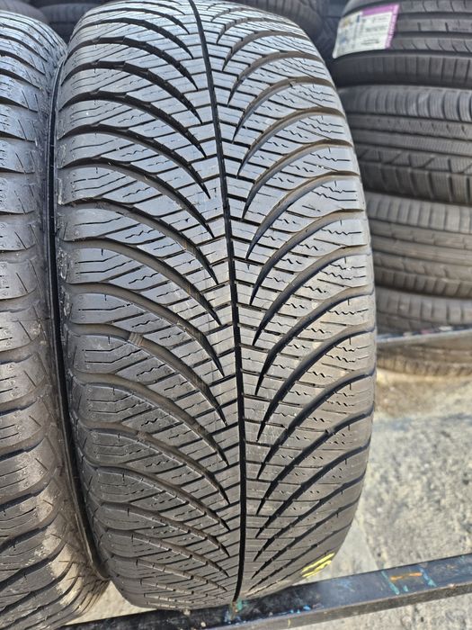 Vând anvelope iarna 195/60/15 195/60r15 GOODYEAR