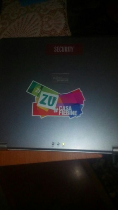 Laptop Fujitsu Amilo